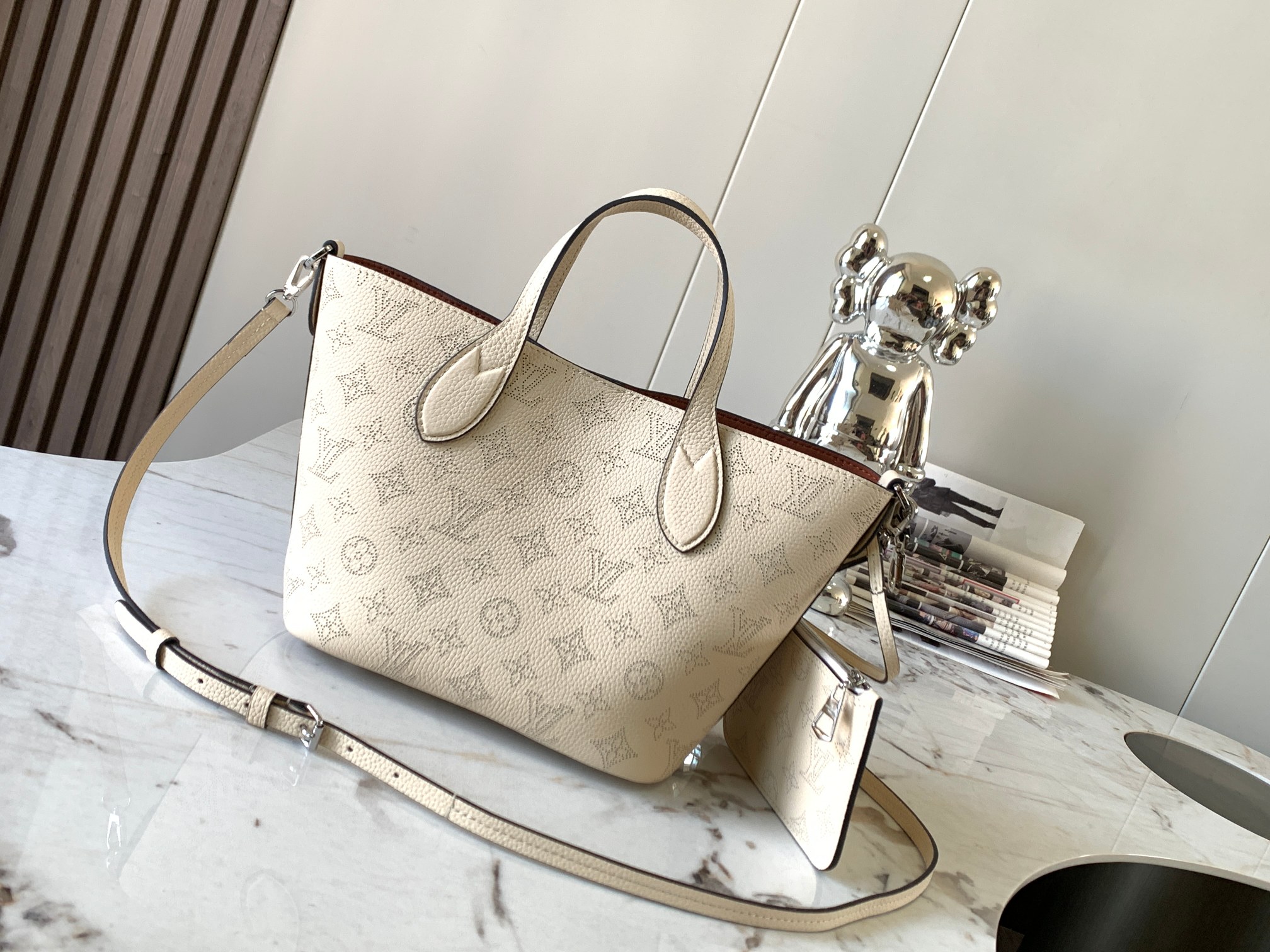 Louis Vuitton Shopping Bags